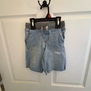 NWOT OshKosh B'gosh Blue Denim Shorts with Gray Waistband size 5T